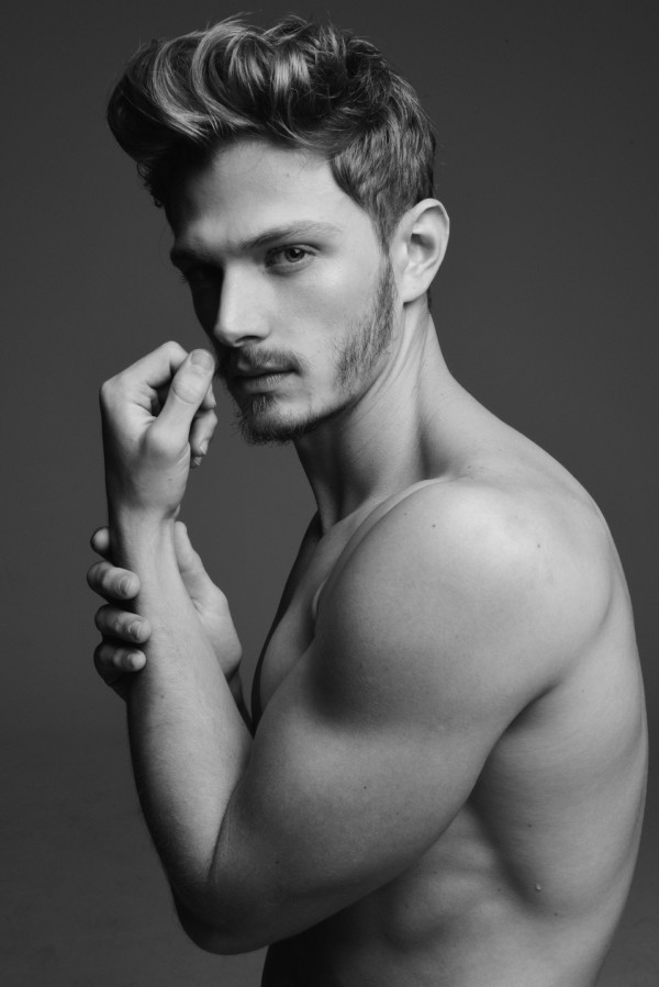 Nikolas Mazeto &ndash; New Models