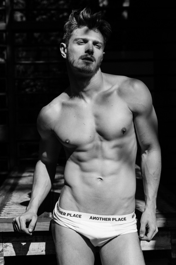 Nikolas Mazeto &ndash; New Models